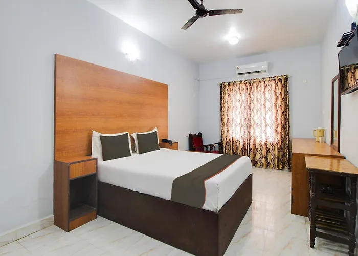 Collection O Maizons Lakeview Resort